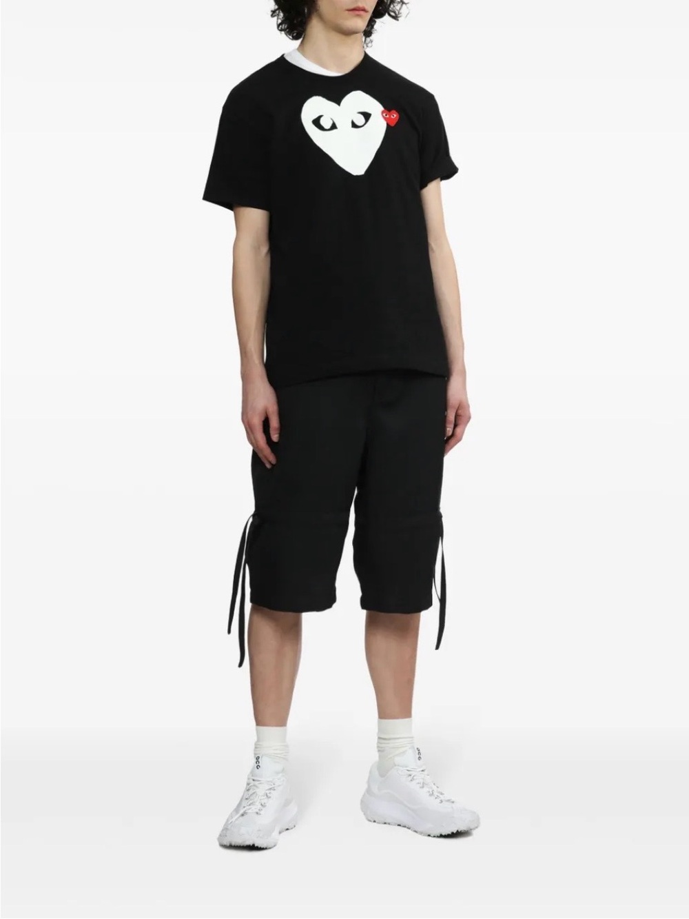 Comme des Garcons PLAY heart-print logo-patch T-shirt